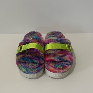 Women’s size 7 - UGG slide slippers - worn twice in the house - multicolor